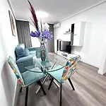 Ll13 By Zanis Apartment